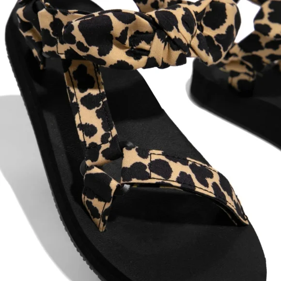 Valley Brown Leopard Summer Sandals - Picture 4 of 4